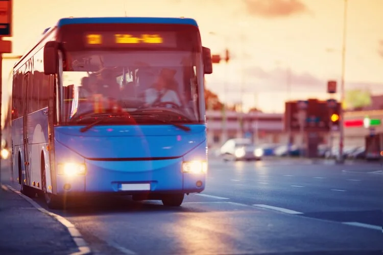 bus in high way