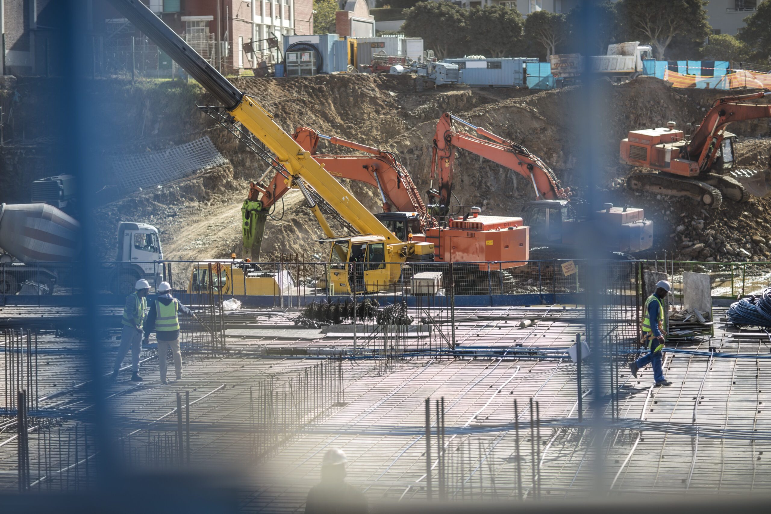 California Labor Code employer injury claim illustrated by a Cal-OSHA safety inspection checklist on a job site